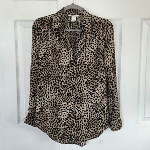 H&M Leopard Print Button-Up Blouse XS Lightweight Flowy Top